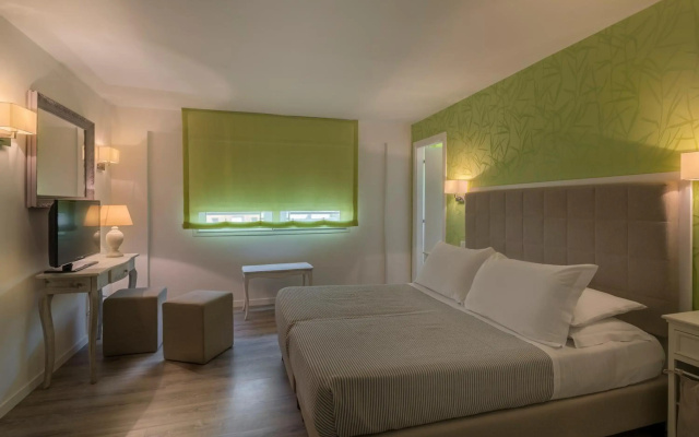Hotel Corona