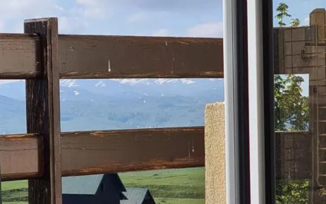 Guest House Tiha noć