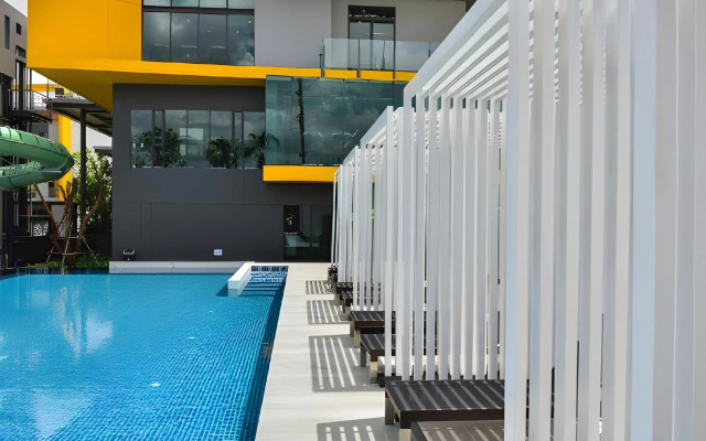9D Sport Hotel (SHA Extra Plus)