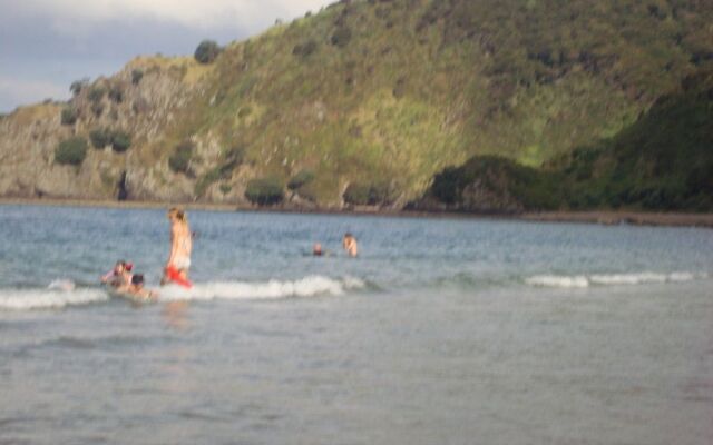 Sea Breeze Lodge