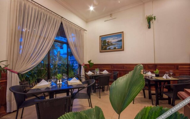 Siem Reap Bat Hotel