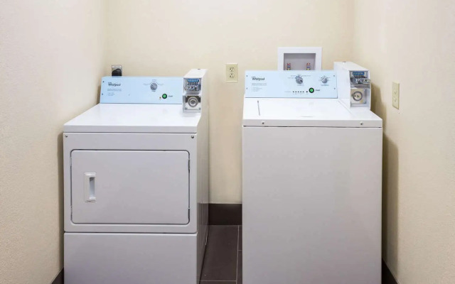 Comfort Inn Charleston South Charleston, WV