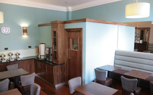 Acorn Hotel