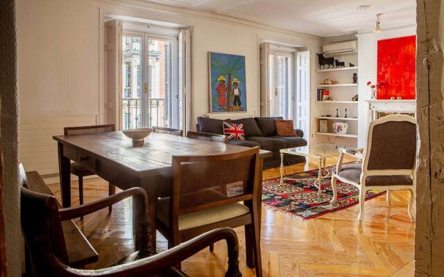 Lovely 3-bed Apartment Next to El Retiro