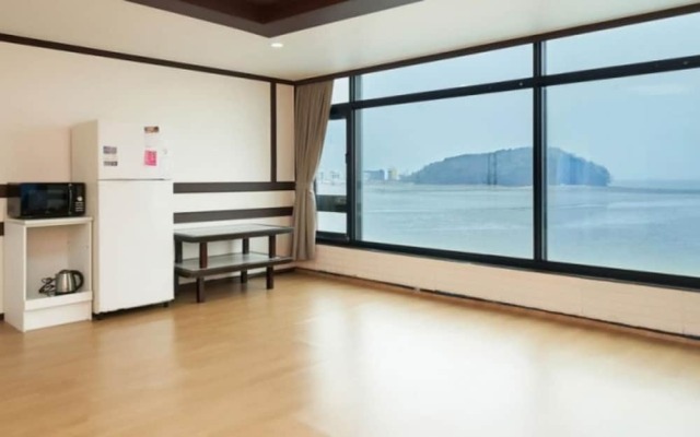 Daebudo Badatga Urijip Pension