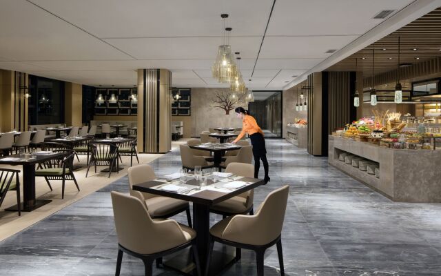 Courtyard by Marriott Zhengzhou Airport