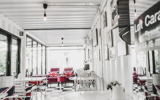 Loft Caravan Resort