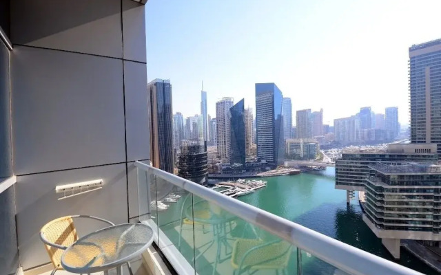 KOHH – 1BR in Bay Central