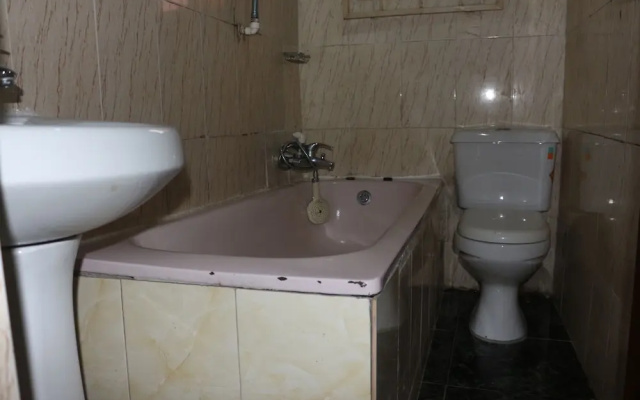 Albert Suites