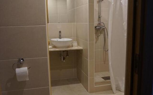 Pargi Apartment