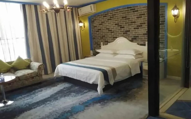 CC Inn Yueyang Baling Diddle Road Walking Street