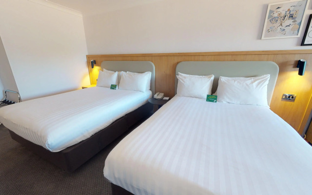 Holiday Inn Cambridge by IHG