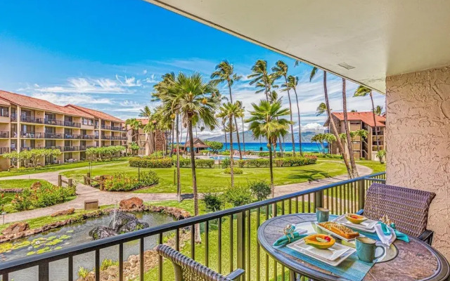 Papakea Oceanview Studio 0 Bedroom Condo by RedAwning