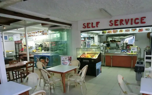 Santorini Camping/Rooms