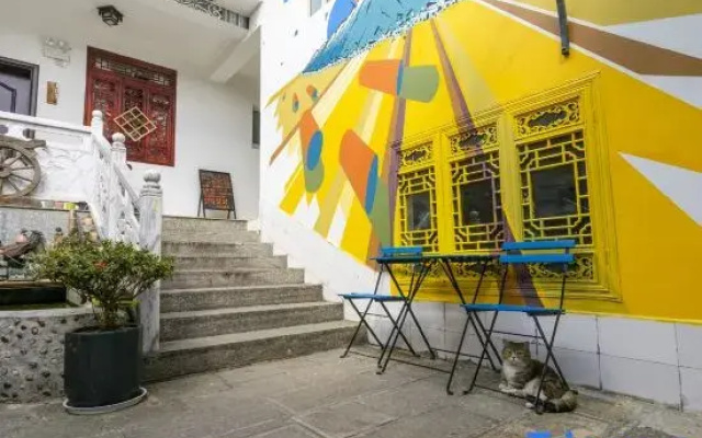 Sunshine Courtyard Sightseeing Home stay (Dali Old City Store