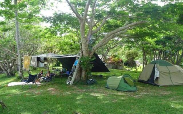 Lonnoc Beach Bungalows