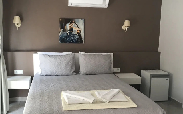 Hi̇mm Hotel