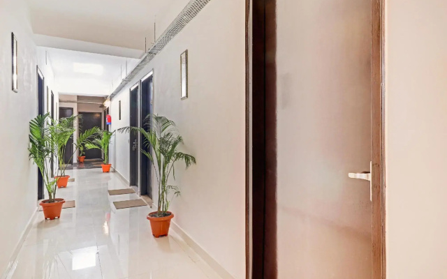Goroomgo Vasundhara Grand Ghaziabad