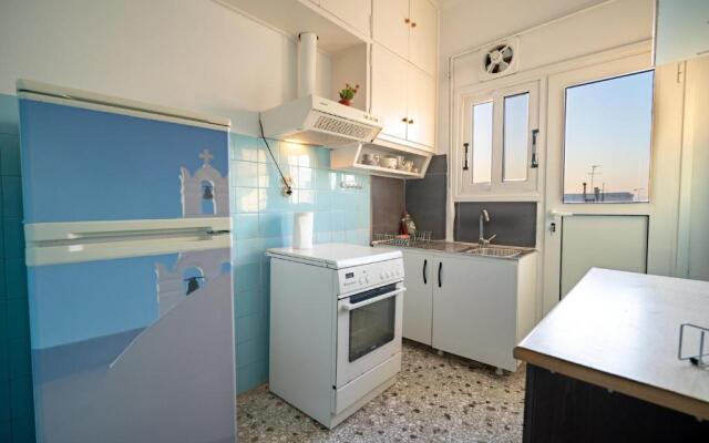 Dimotiko Theatro metro st. 1 bedroom 4 pers. flat