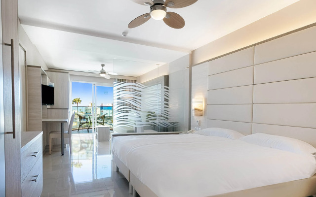 Bull Dorado Beach & Spa - All Inclusive