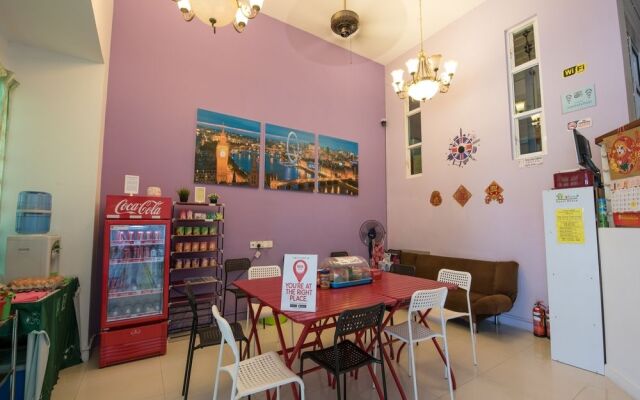 OYO 89880 Vstay 2 Guesthouse