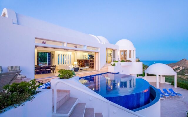 Elegant 6 Bedroom Villa With Amazing Ocean Views: Villa Clara Vista