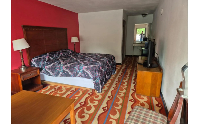 Woodbridge Inn By OYO Rome
