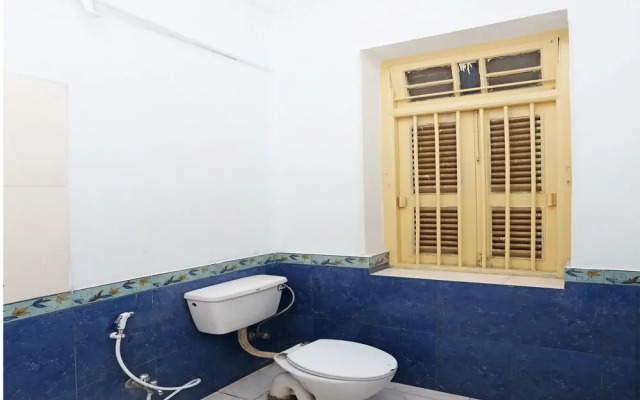 OYO 11896 Marble Palace Guest House