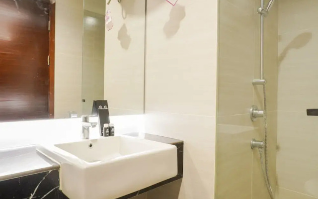 Luxurious 1Br At West Vista Apartment