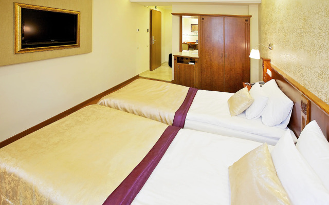 Gold Hotel Budapest