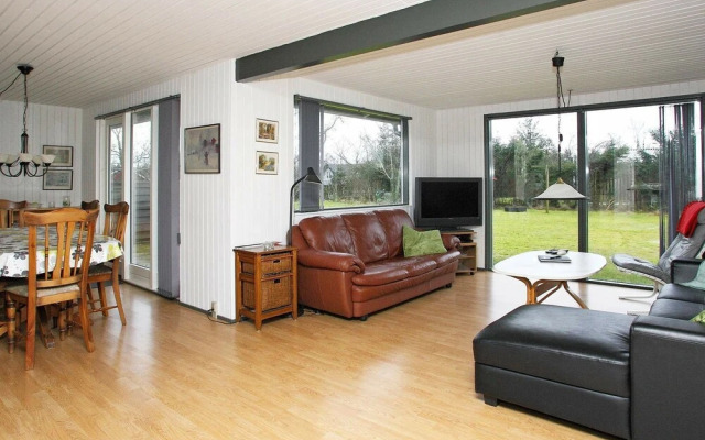 Quaint Holiday Home in Farsø With Indoor Whirlpool