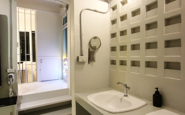 Diff Hostel