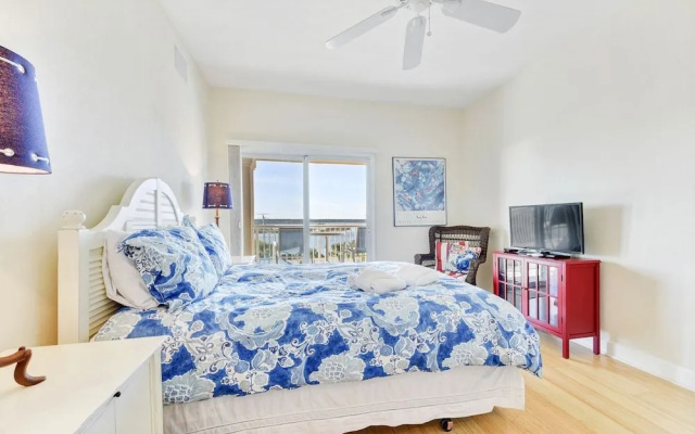 Bella Mar 202 by Distinctive Beach Rentals