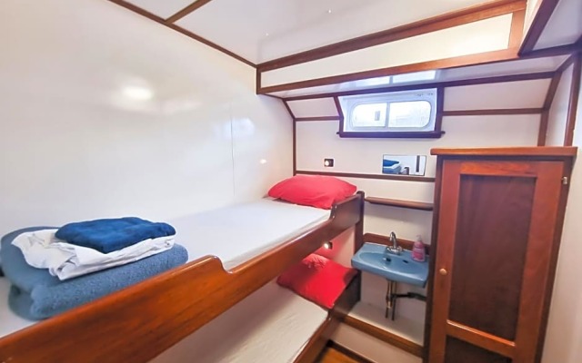 Amsterdam Hotelboat