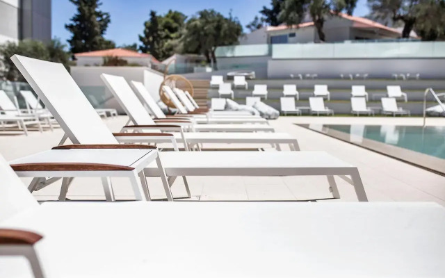 Ray Hotel Corfu