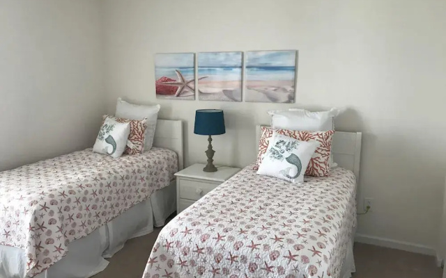 28C Sandpiper Bay