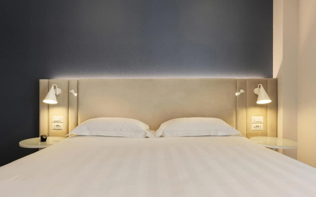 Adesso Hotel