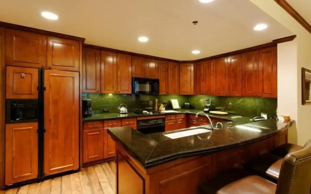 Aspen Ritz Carlton 3 Bed