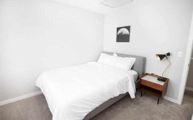 Gorgeous 4 Bedroom Townhouse in South Winnipeg