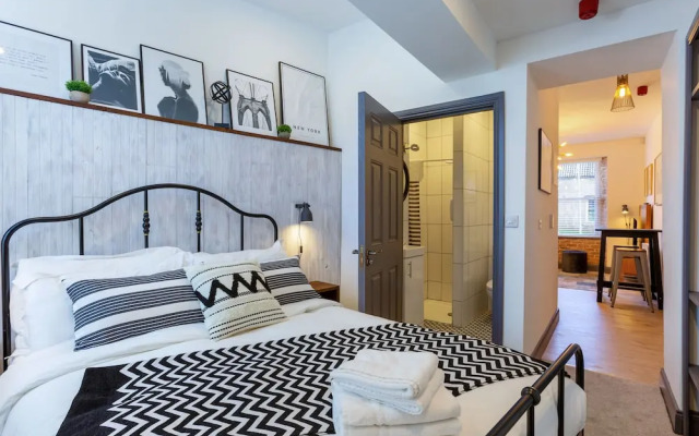 Macs Townhouse