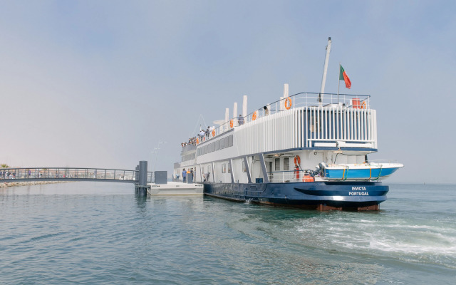 Costa do Sal - Boat Lounge Hotel