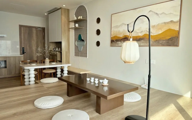 Sakura Homestay - Landmark Ecopark