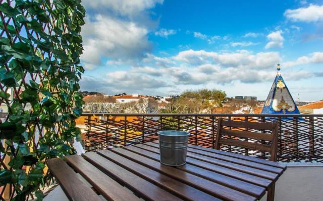 Bright Visconde Apartment