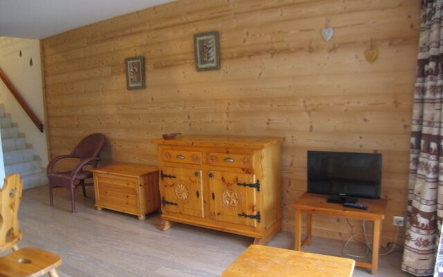 CRYSTAL  La Clusaz  Centre du village