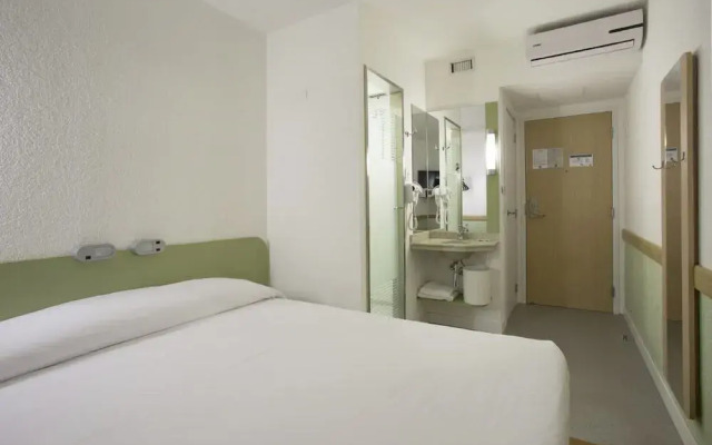 Ibis Budget Maringa