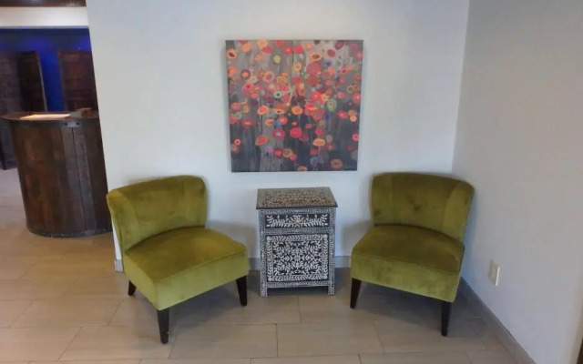 Guesthouse Inn & Suites- Osage Beach