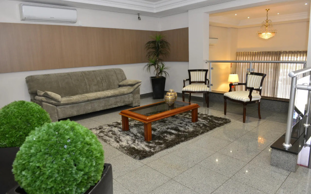 Biazi Plaza Hotel