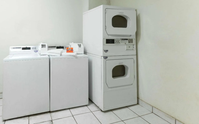 OYO Hotel Oklahoma City South I-35 and SE 29th