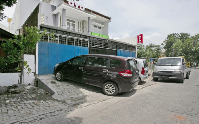 OYO 3170 Songo Residence