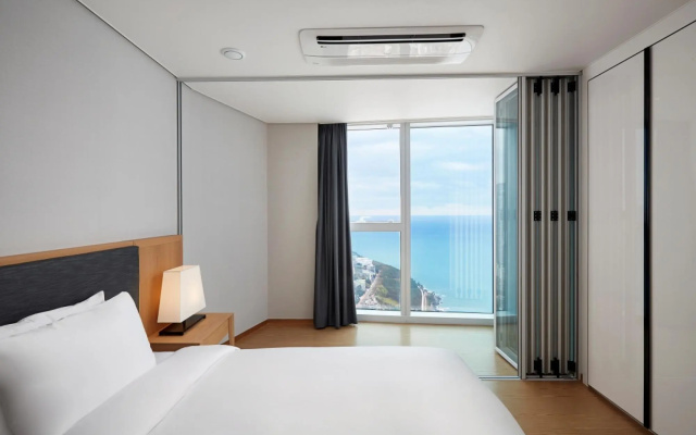 Ocean Premier Suite (Ocean View with 2 Bedrooms)